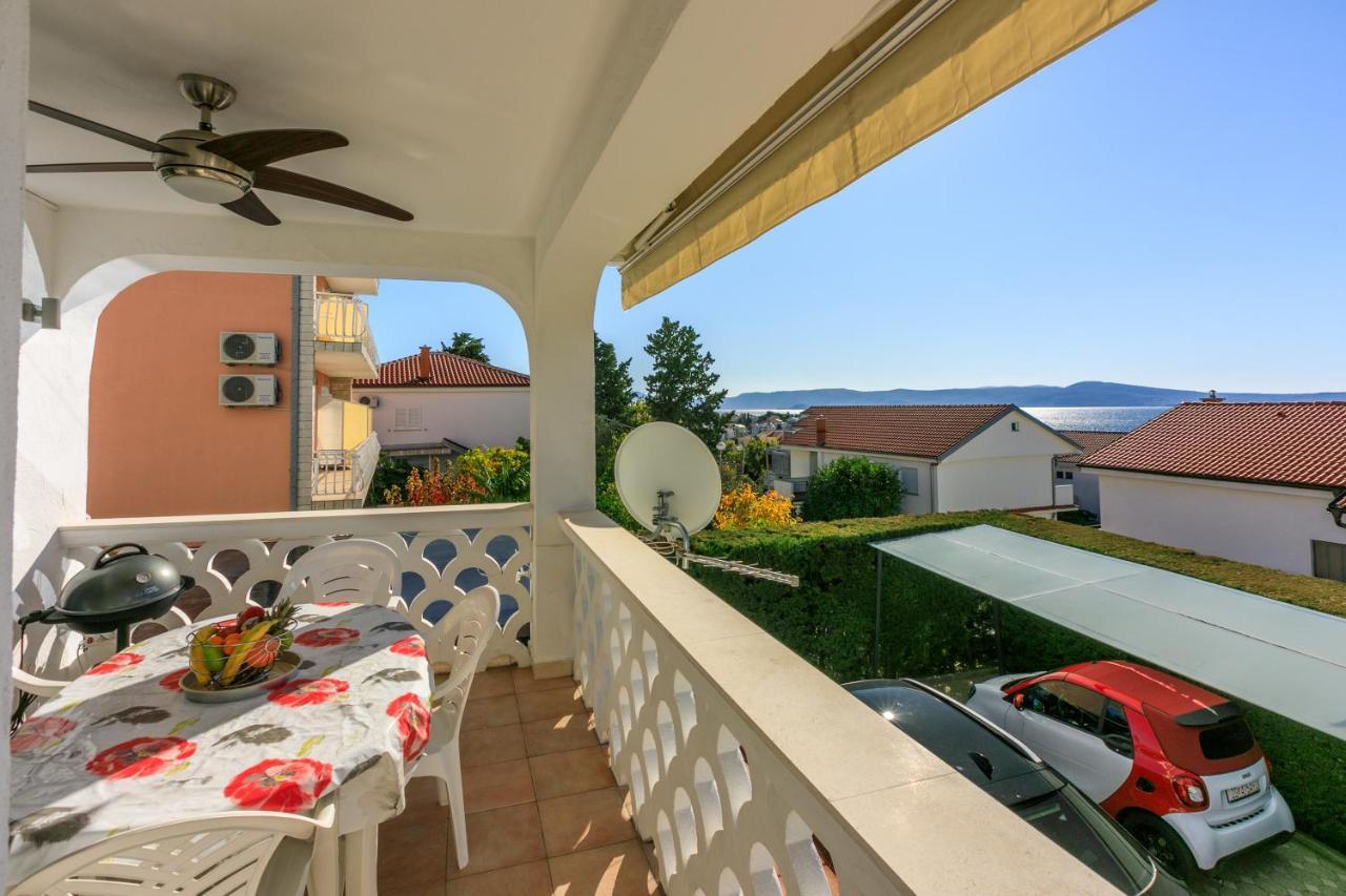 Apartment Eni Selce Exterior foto