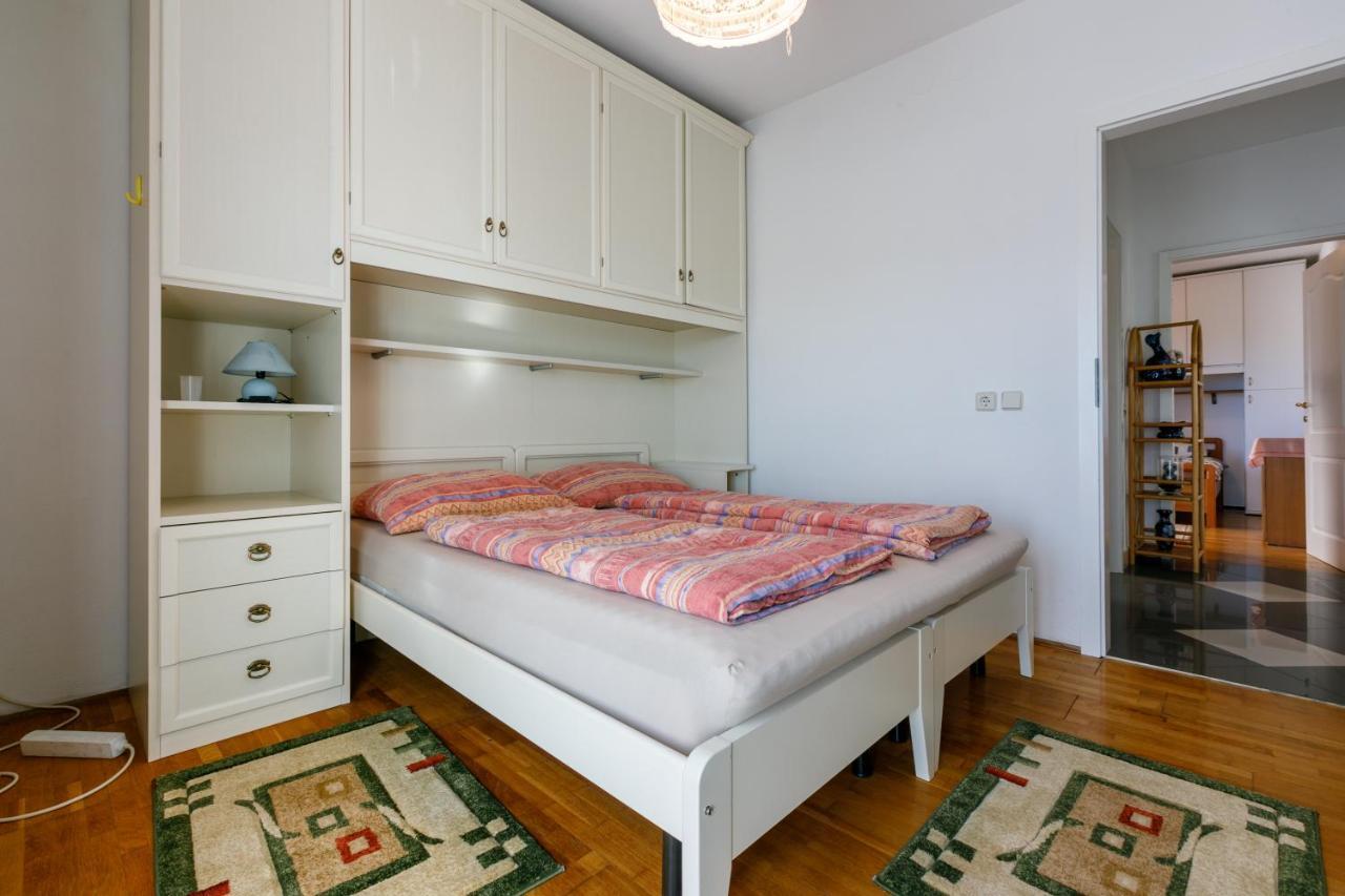 Apartment Eni Selce Exterior foto