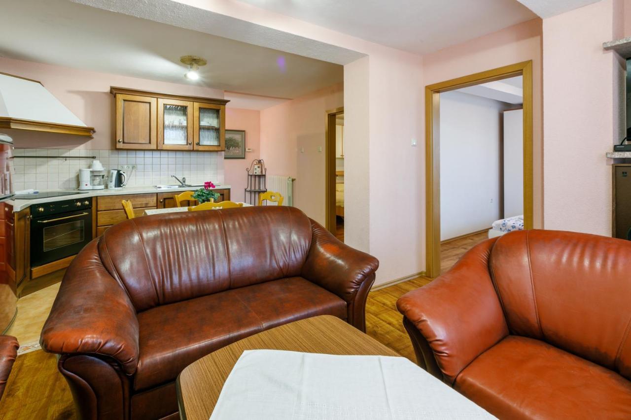 Apartment Eni Selce Exterior foto
